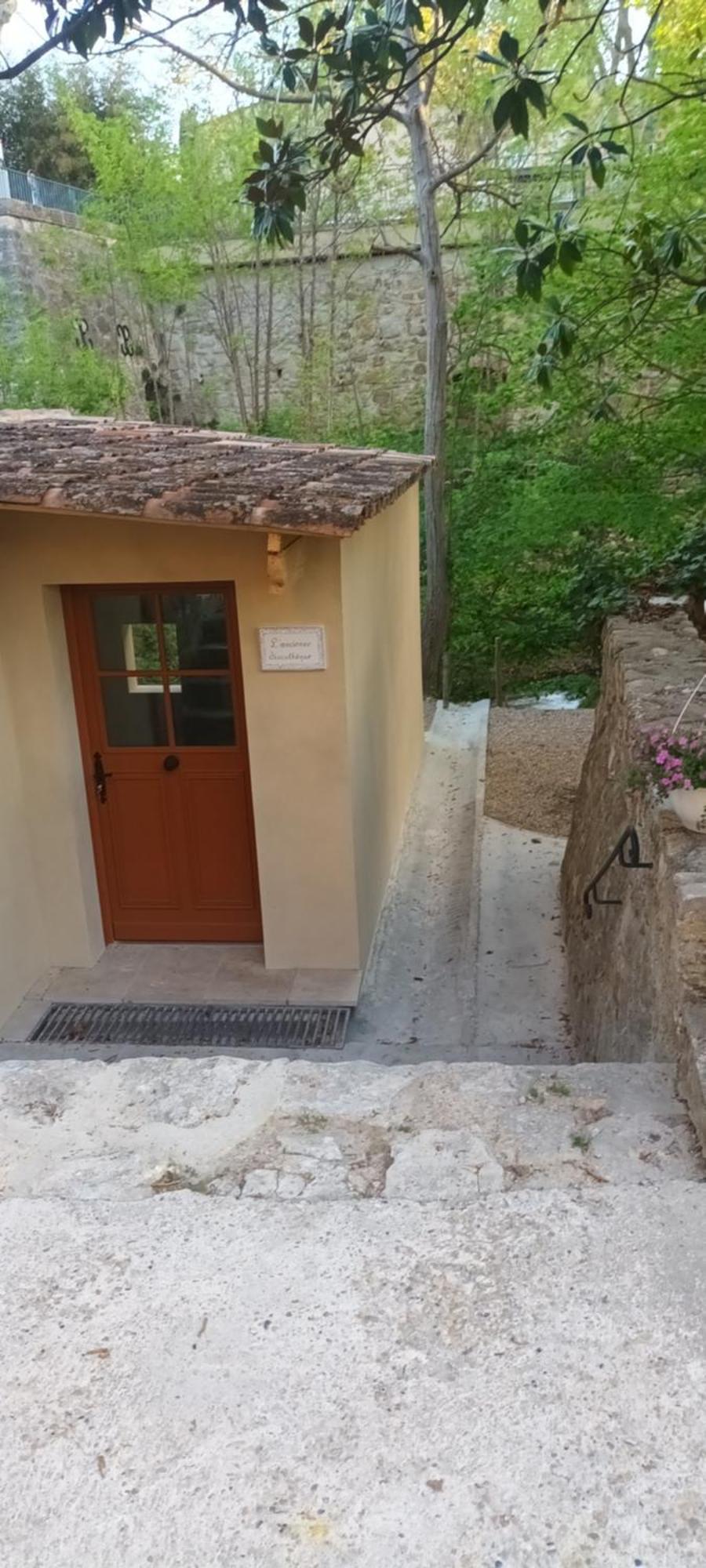 Bed and Breakfast Le Vieux Moulin De Jouques Zewnętrze zdjęcie